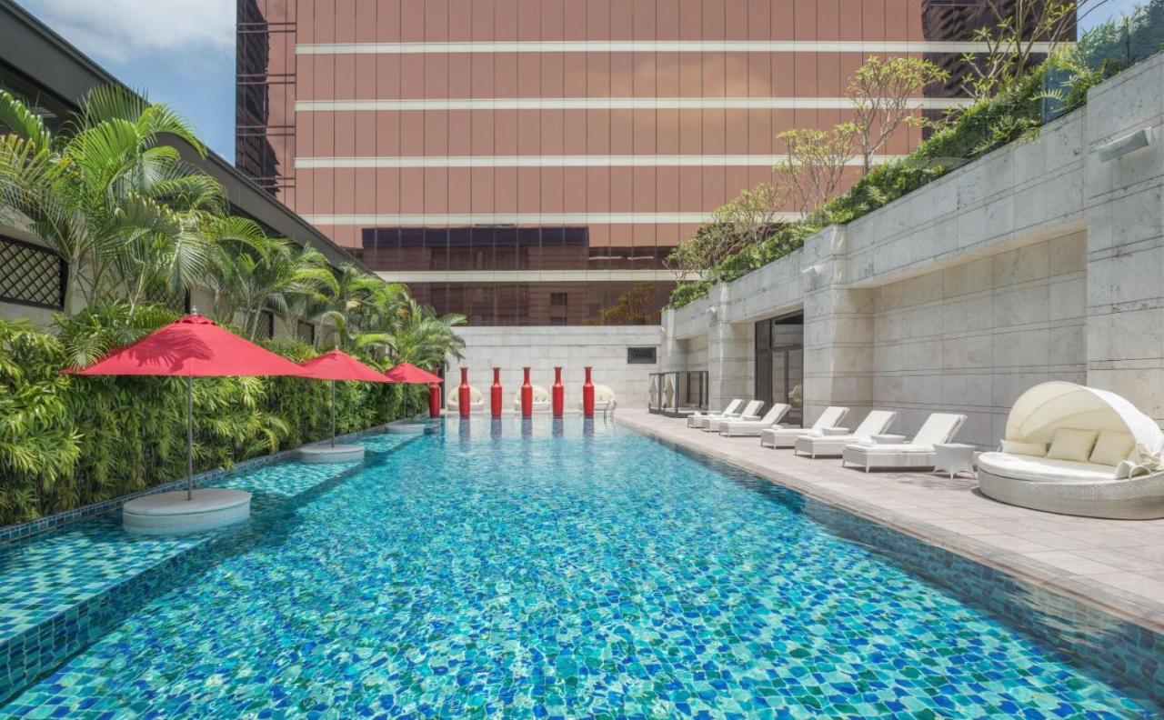 The Lin Hotel Тайчжун Экстерьер фото The pool at the hotel